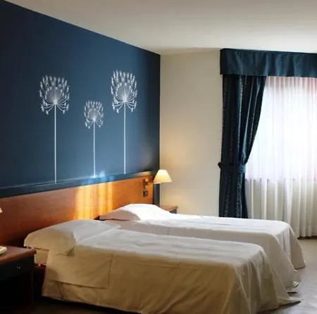 Domus Grand 4* Rende