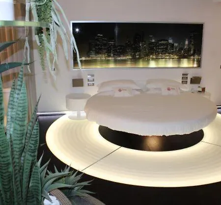 Domus Grand 4* Rende
