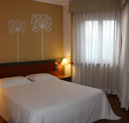 Domus Grand 4*