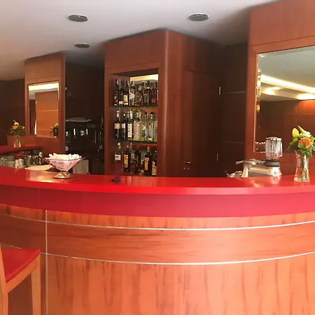 Hotel Domus Grand Rende