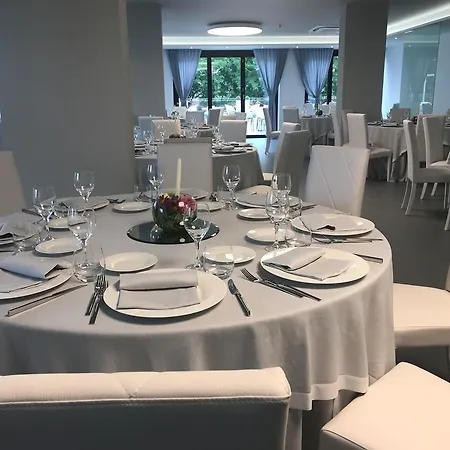 Domus Grand 4* Rende