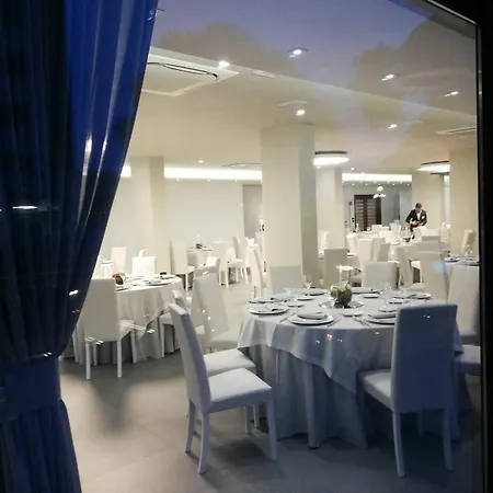 Domus Grand ريندي