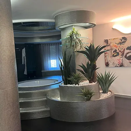 Domus Grand 4* Rende
