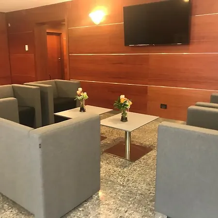 Hotel Domus Grand