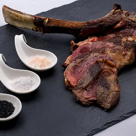 Hotel Domus Grand 4*