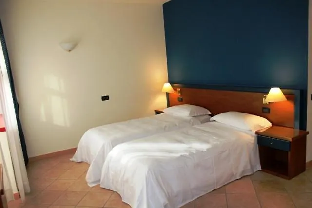 Domus Grand Hotel 4*