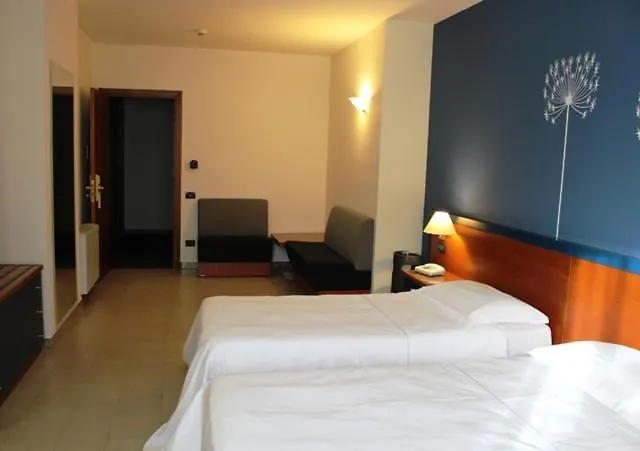 Domus Grand רנדה