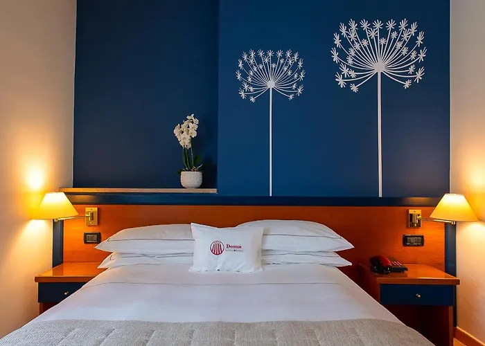 מלון Domus Grand רנדה